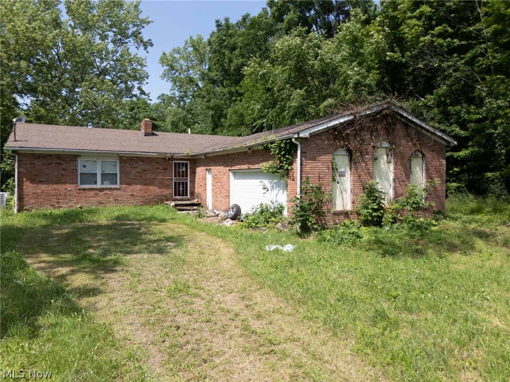 17222 Reynolds Road West Farmington OH 44491