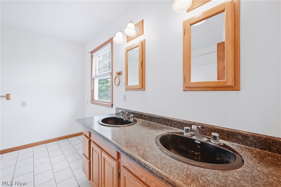 393 Cunningham Road Salem OH 44460