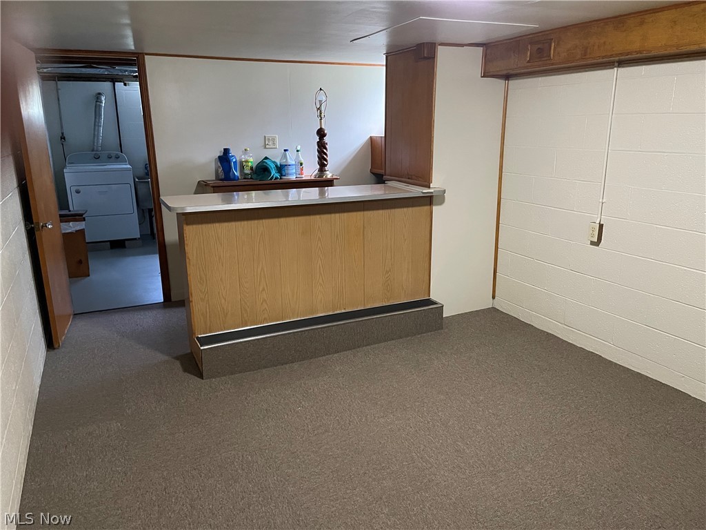 572 Thomas Lane Girard OH 44420