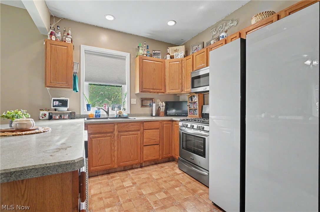 68 Roche Way Boardman OH 44512