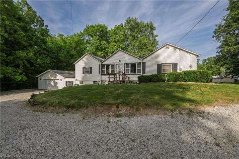 7660 Akron Avenue NW Canal Fulton OH 44614