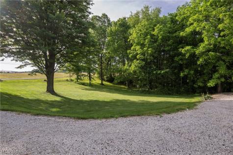 7660 Akron Avenue NW Canal Fulton OH 44614