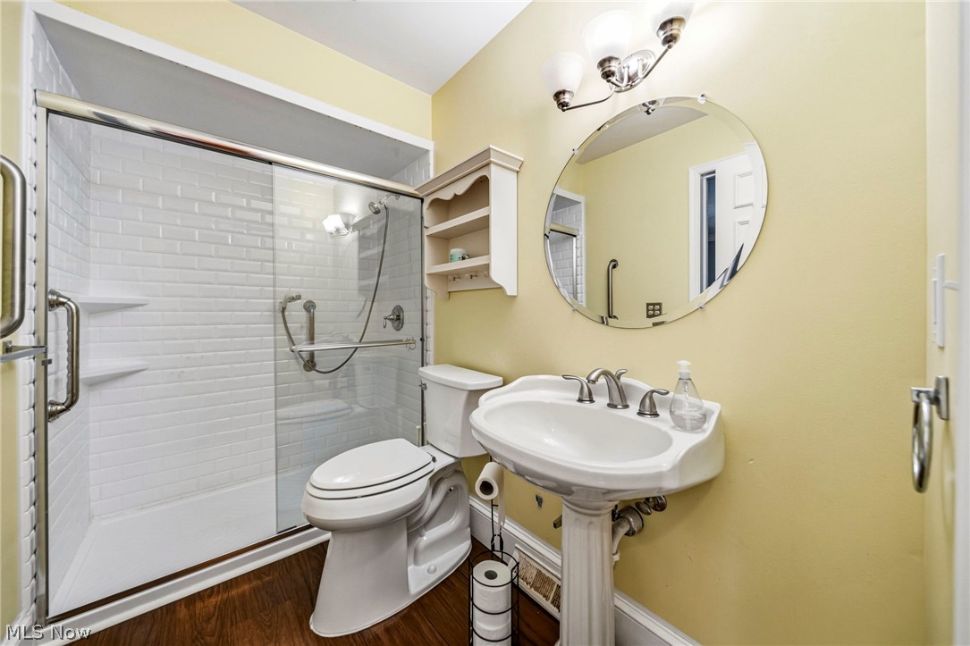 8325 Lincoln Drive Chesterland OH 44026