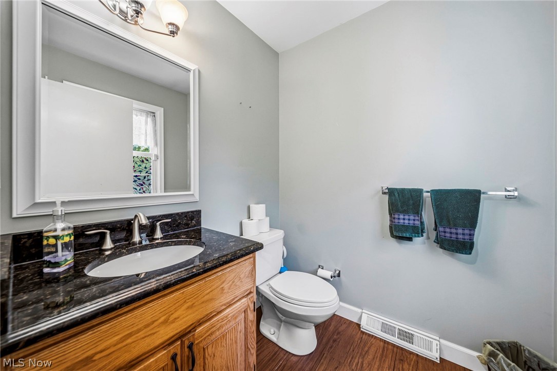 8325 Lincoln Drive Chesterland OH 44026