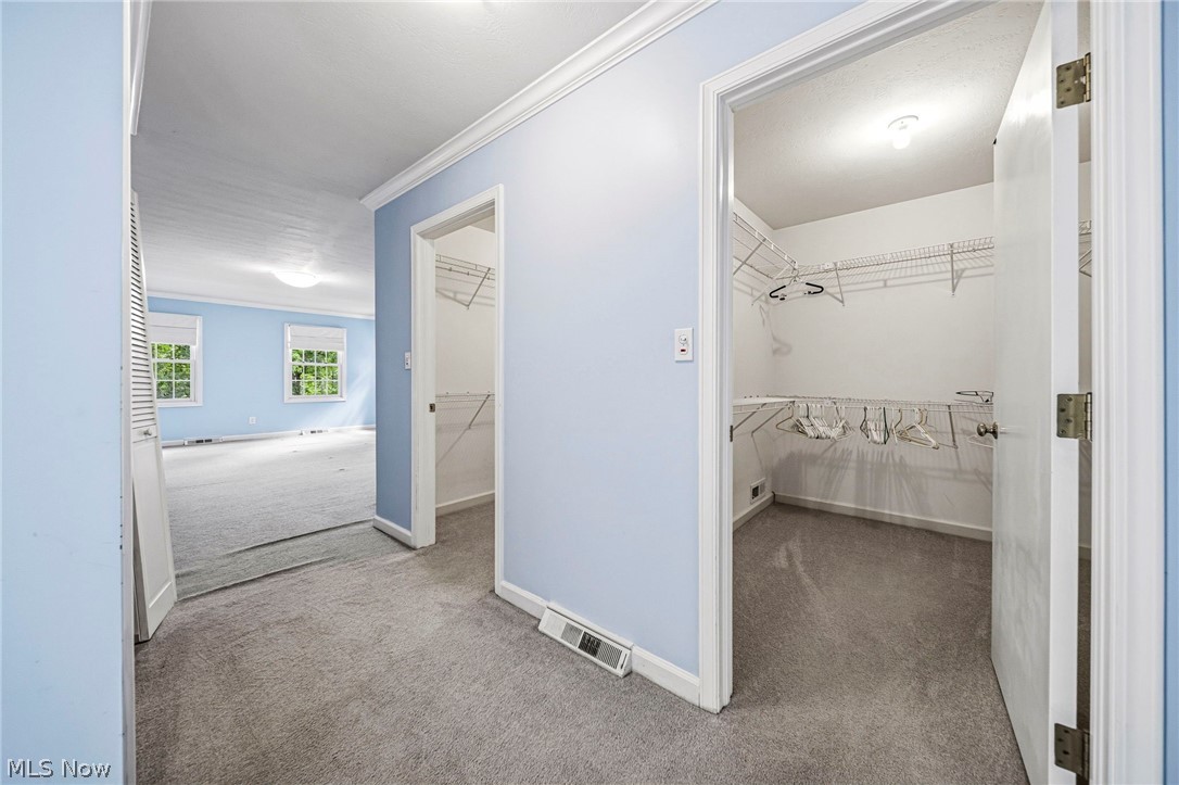 8325 Lincoln Drive Chesterland OH 44026