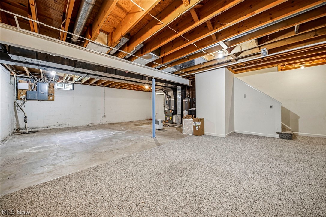 8325 Lincoln Drive Chesterland OH 44026