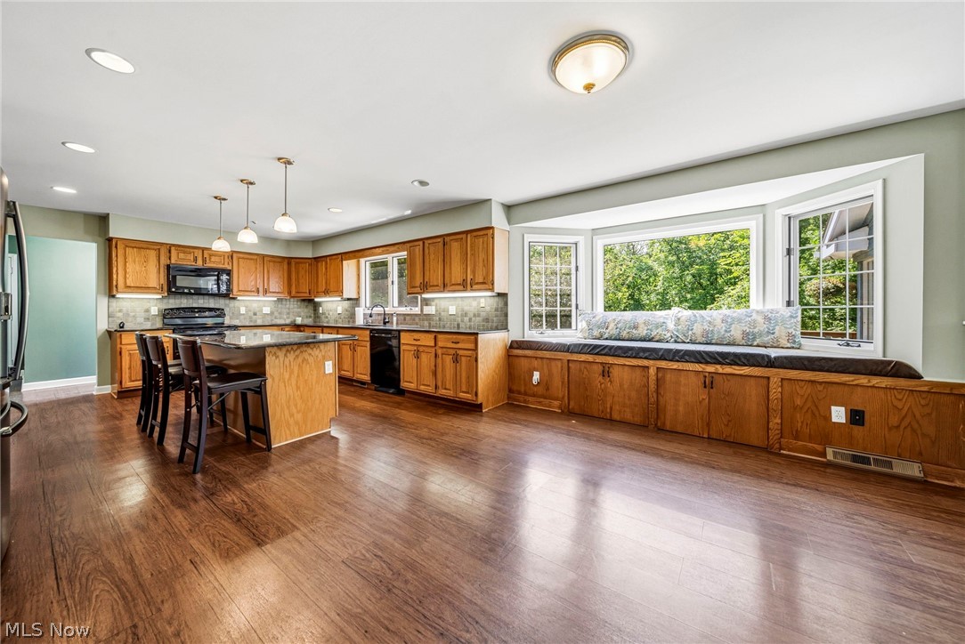 8325 Lincoln Drive Chesterland OH 44026