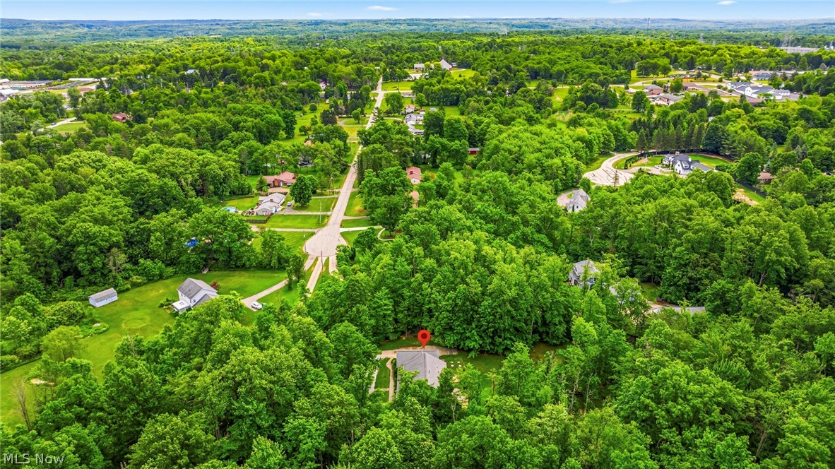8325 Lincoln Drive Chesterland OH 44026