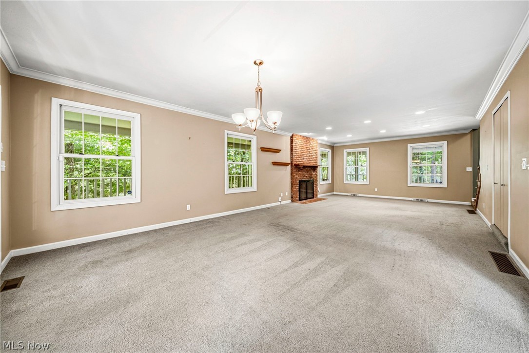 8325 Lincoln Drive Chesterland OH 44026