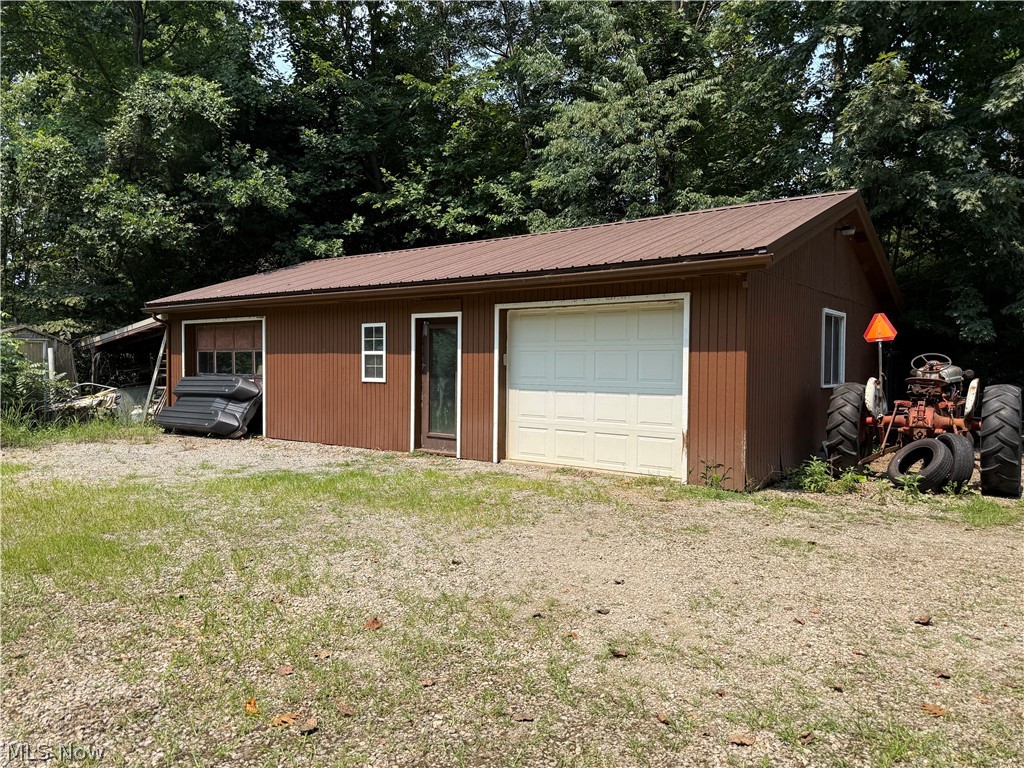 16029 Township Road 289 Coshocton OH 43811