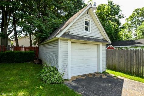 1253 Dietz Avenue Akron OH 44301
