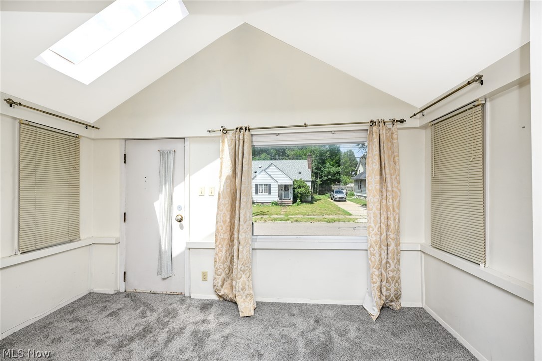1253 Dietz Avenue Akron OH 44301