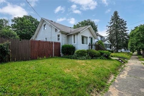 1253 Dietz Avenue Akron OH 44301