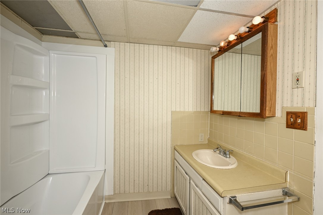 1253 Dietz Avenue Akron OH 44301