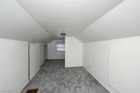 1253 Dietz Avenue Akron OH 44301