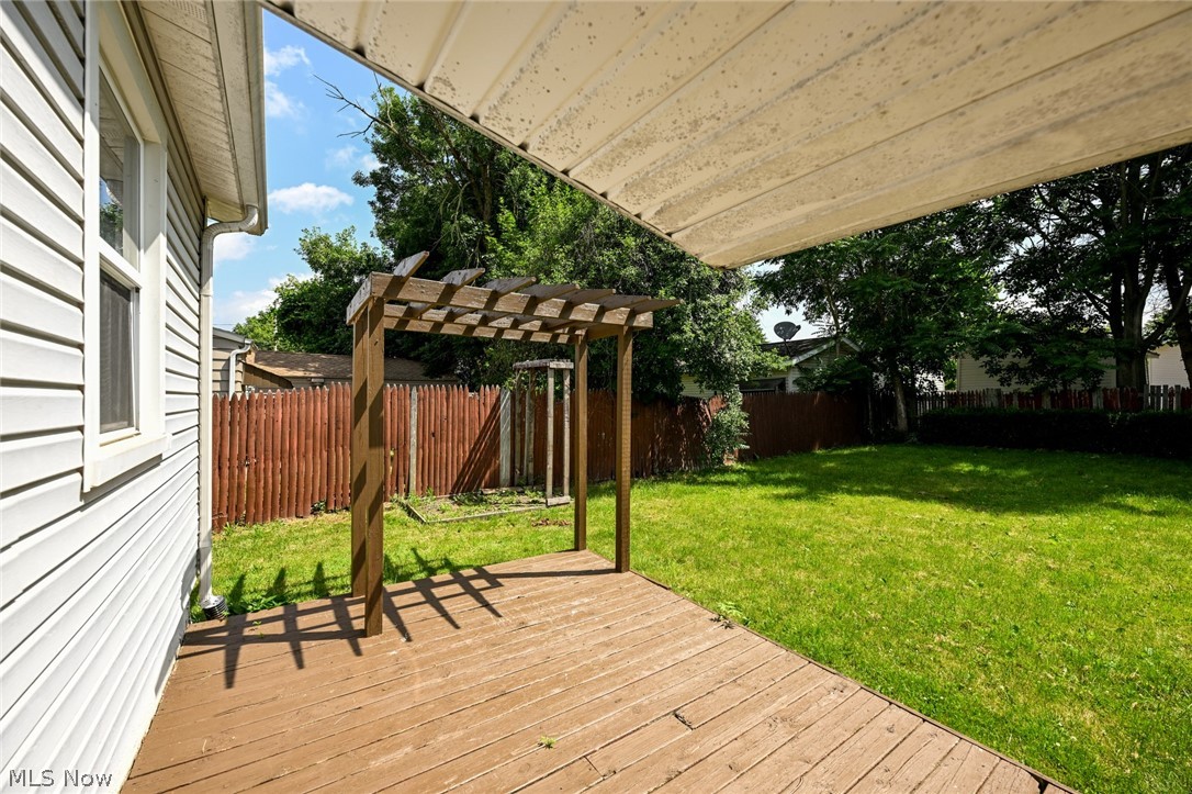 1253 Dietz Avenue Akron OH 44301