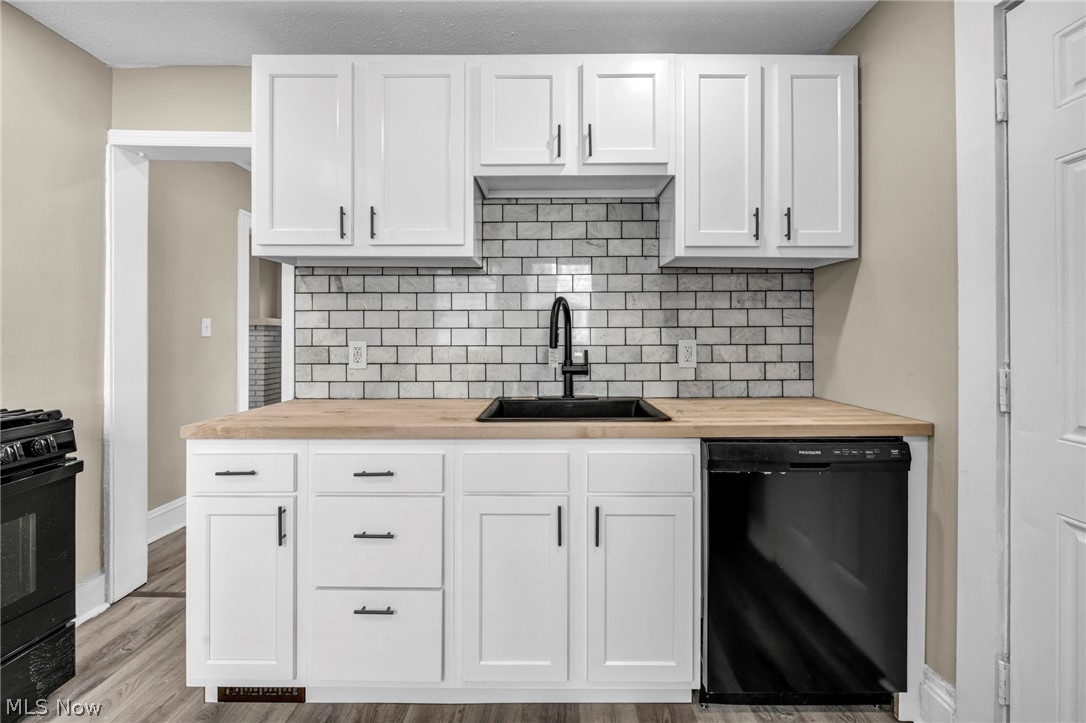 13620 S Parkway Drive Garfield Heights OH 44105