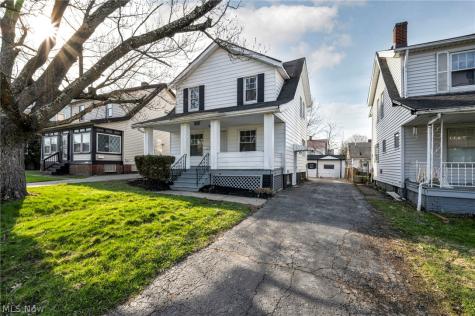 13620 S Parkway Drive Garfield Heights OH 44105