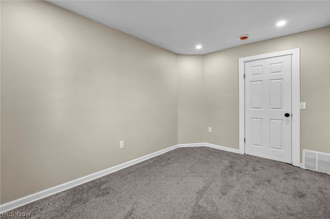 13620 S Parkway Drive Garfield Heights OH 44105