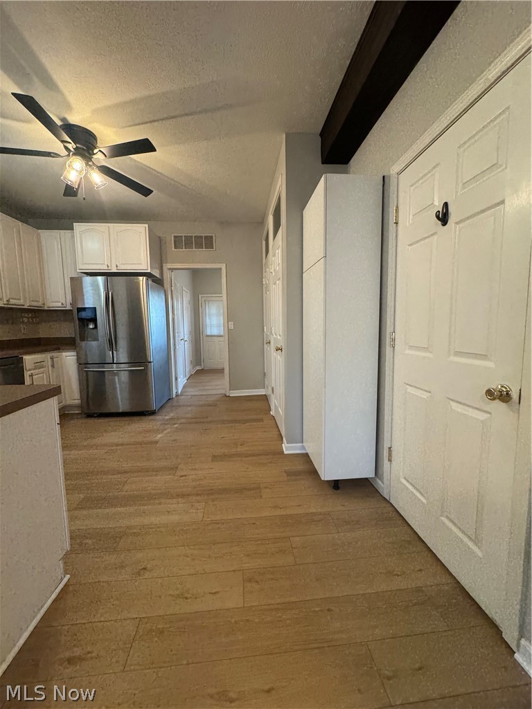 2044 Halstead Lakewood OH 44107