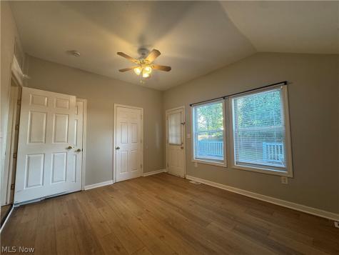 2044 Halstead Lakewood OH 44107