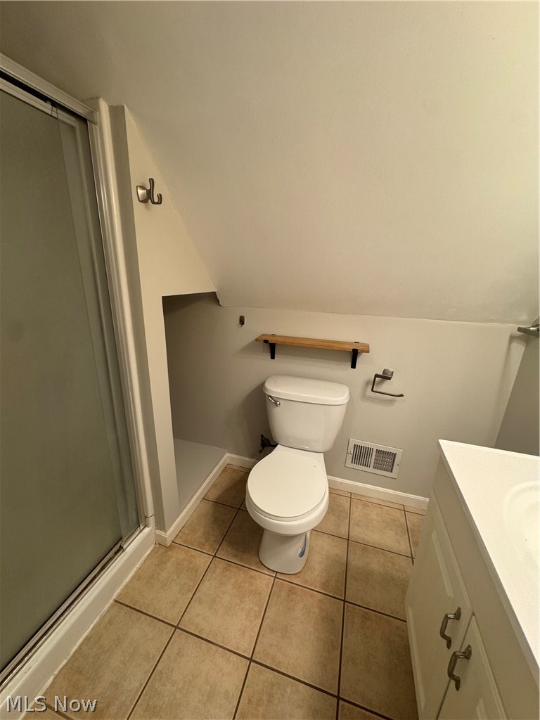 2044 Halstead Lakewood OH 44107