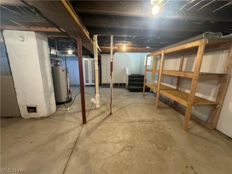 2044 Halstead Lakewood OH 44107