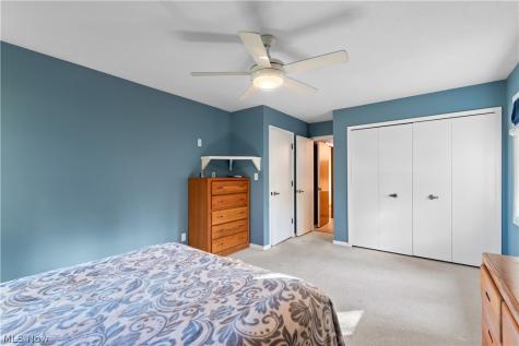 392 Derbyshire Road Akron OH 44319