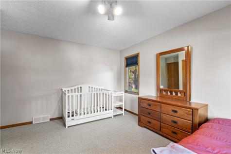 392 Derbyshire Road Akron OH 44319