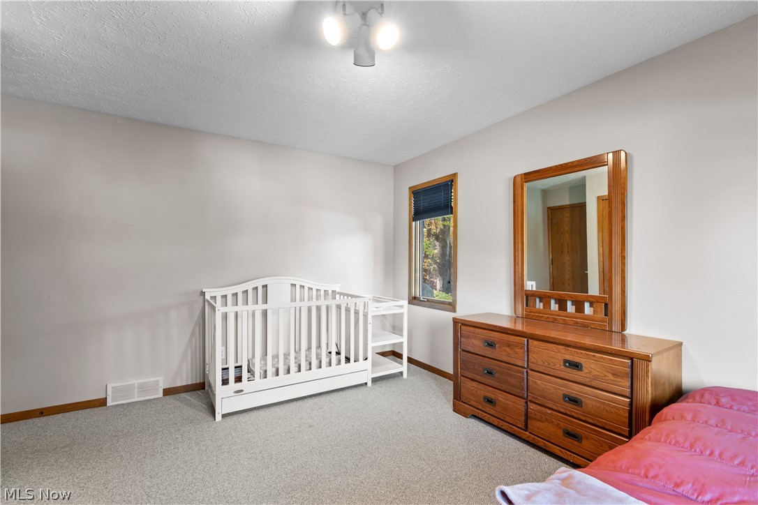 392 Derbyshire Road Akron OH 44319