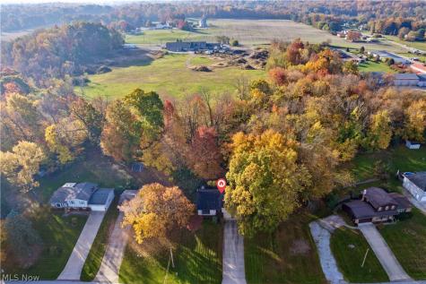 392 Derbyshire Road Akron OH 44319