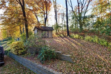 392 Derbyshire Road Akron OH 44319