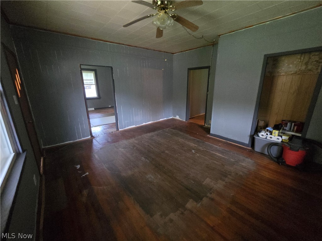 54 April Street Dillonvale OH 43917