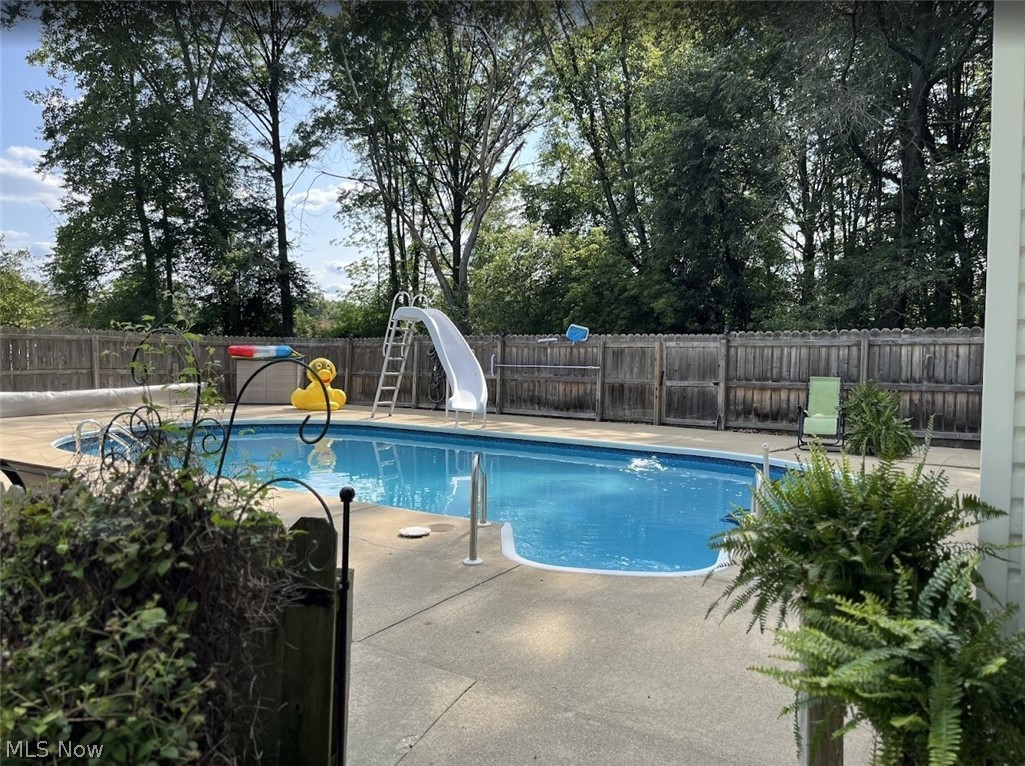 175 Henn Hyde Road NE Howland OH 44484