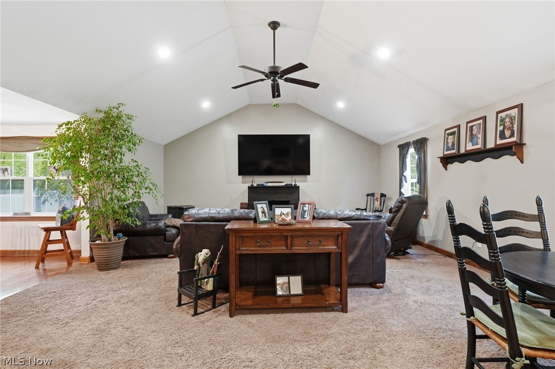175 Henn Hyde Road NE Howland OH 44484
