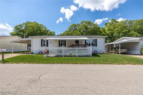 10 Cherry Lane Olmsted Twp OH 44138