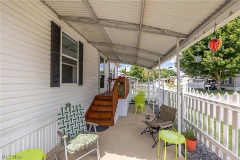 10 Cherry Lane Olmsted Twp OH 44138