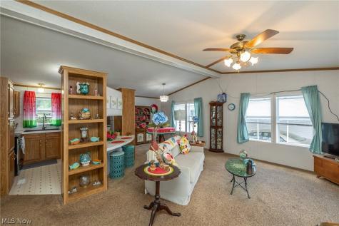 10 Cherry Lane Olmsted Twp OH 44138