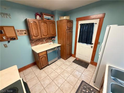 355 Kenyon Avenue Elyria OH 44035