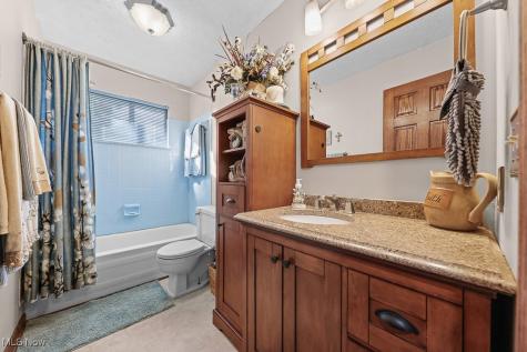 12214 Vince Drive Doylestown OH 44230