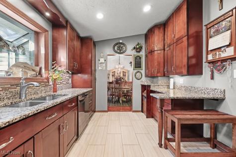12214 Vince Drive Doylestown OH 44230