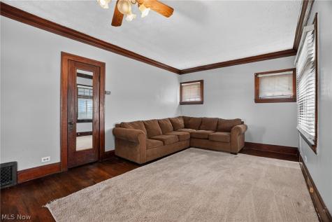 3401 W 94 Street Cleveland OH 44102