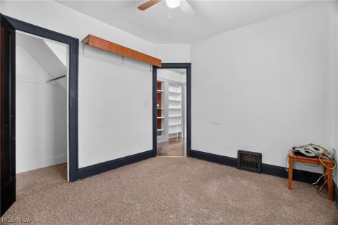 3401 W 94 Street Cleveland OH 44102