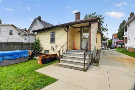 3401 W 94 Street Cleveland OH 44102