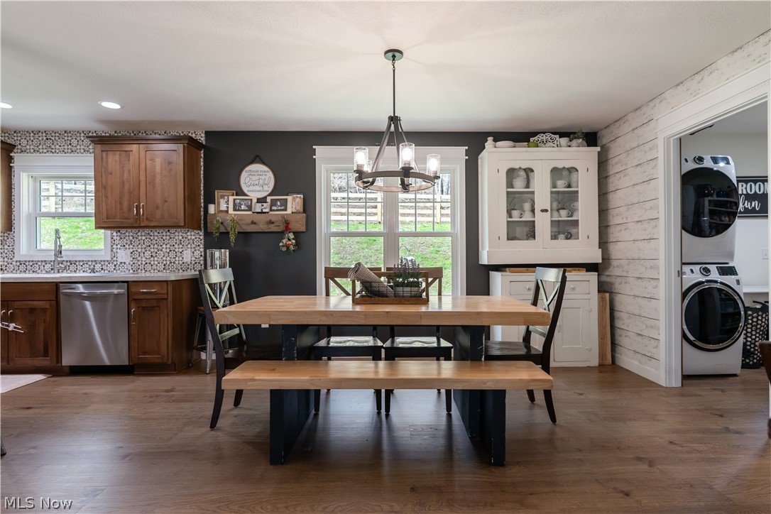 7528 Dover Zoar Road NE Dover OH 44622