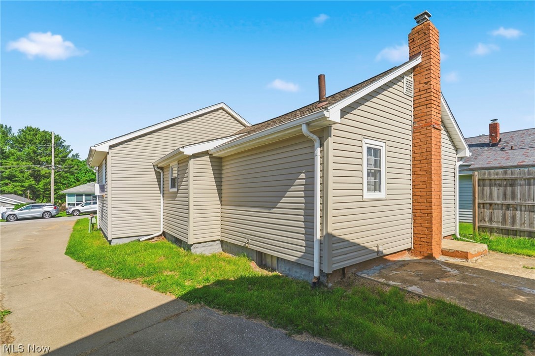 643 Stevenson Avenue Akron OH 44312