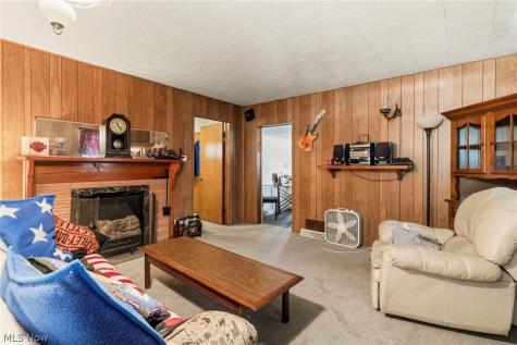 643 Stevenson Avenue Akron OH 44312