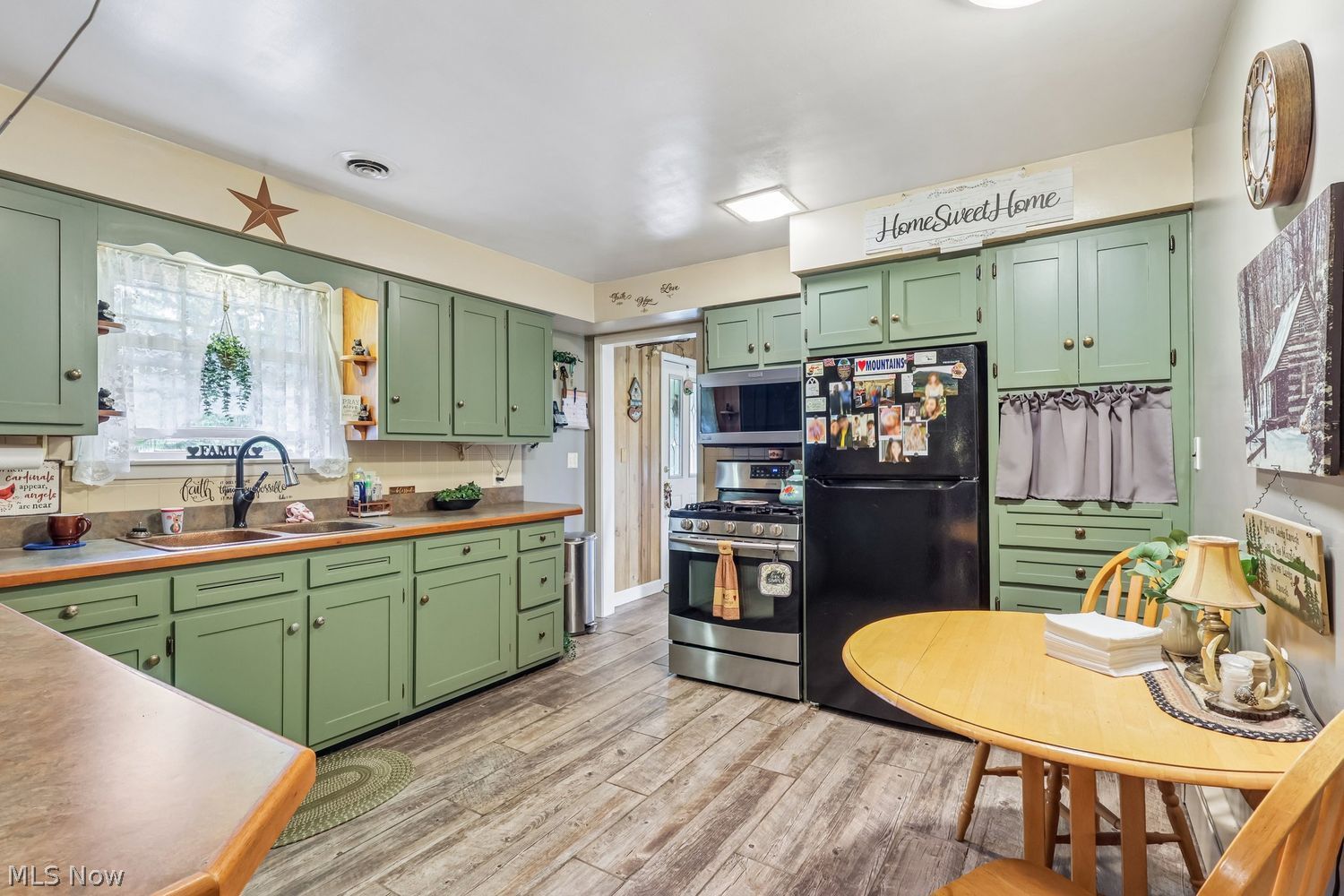 2726 Stillwagon Road Niles OH 44446
