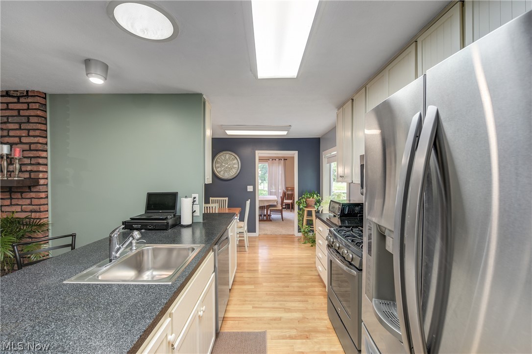 5920 Mills Creek Lane North Ridgeville OH 44039