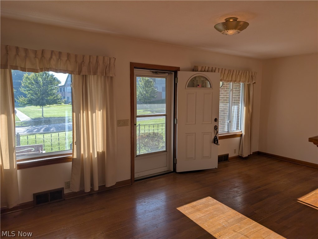 295 N Church Street Dalton OH 44618